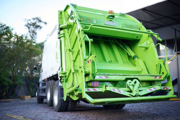 Best Yard Cleanup Services  in Raymond, WA